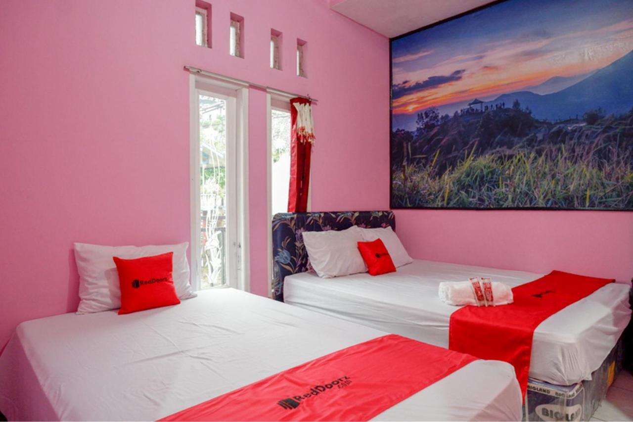 Reddoorz Syariah Near Telaga Warna Dieng Diyeng Kültér fotó